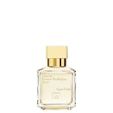 In gentle fluidity's (gold) generous, enveloping trail, we can find coriander seed essence and an overdose of musks and vanilla. Aqua Vitae Twisted Lily