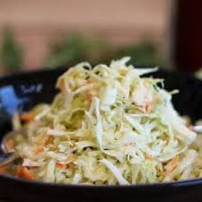 Coleslaw Der Amerikanische Krautsalat Maria Es Schmeckt Mir Rezept Krautsalat Amerikanischer Krautsalat Krautsalat Rezepte