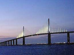 Construido en el año 987, el puente sunshine skyway es el puente atirantado de hormigón más largo del mundo. Sunshine Skyway Bridge In Florida Vereinigte Staaten Von Amerika Sygic Travel