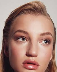 13 Best Makeup Artists in USA