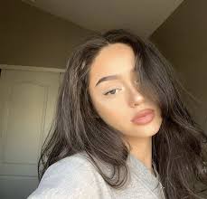 Nailea Devora Instagram Foto Pose Instagram