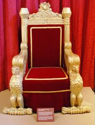 Loveisspeed A King S Throne Story With Photos King On Throne Throne Chair King Chair