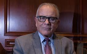 Communications Alumnus Recognized for Contributions to Law Education