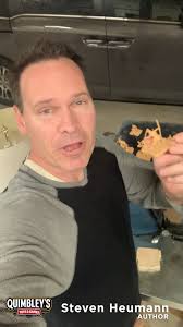 Author Steven Heumann picked up a few random Gods War mini figures and  decided to paint them for us. Now we have some pretty cool figures to play  with.