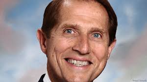 Jewish Hospital's Pat Davis-Hagens relies