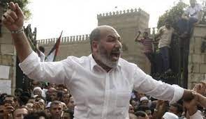 متى بدأت علاقتك بثورة 25 من يناير؟ صفوت حجازي: ØµÙÙˆØª Ø­Ø¬Ø§Ø²ÙŠ Ø§Ù„Ø¯Ø§Ø¹ÙŠØ© Ø§Ù„Ø«Ø§Ø¦Ø± Ø§Ù„Ø°ÙŠ Ø¬Ø±Ø¯Ù‡ Ø§Ù„Ø§Ù†Ù‚Ù„Ø§Ø¨ Ø­ØªÙ‰ Ù…Ù† ÙƒÙŠØ³ Ø§Ù„Ø¯ÙˆØ§Ø¡ Ø¨ÙˆØ§Ø¨Ø© Ø§Ù„Ø­Ø±ÙŠØ© ÙˆØ§Ù„Ø¹Ø¯Ø§Ù„Ø©