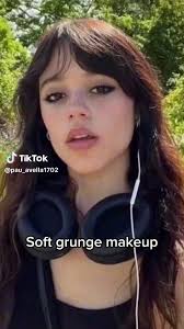 Holly Staley (hollylstaley)