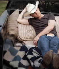 Country Pulse Magazine Justin Moore Point At You Cute Country Boys Justin Moore Country Boys