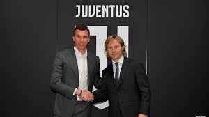 Srebrny medalista mistrzostw świata 2018. With Mario Mandzukic Until 2021 Juventus