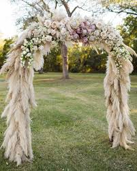 Only professionals are able to choose a. 21 Unique Ways To Include Pampas Grass In Your Wedding Decor Green Wedding Shoes
