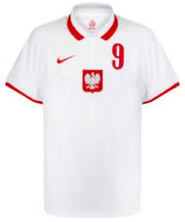 Leistungsdaten aktuelle saison von robert lewandowski (fc bayern münchen) einsätze tore vorlagen karten alle wettbewerbe. Robert Lewandowski Polen Heimtrikot 2020 2021 Fussball Deals De