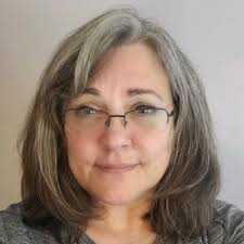 Stephanie Cecere's Instagram, Twitter & Facebook