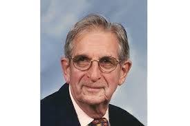 Thomas Stickney's Instagram, Twitter & Facebook