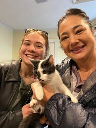Oh to be so happy and so sad at the same time! Two of my three foster  kittens headed to their new homes today! Happy to know Bree and Simone will  each