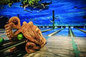 You Can Go Bowling In An Underwater Aquarium With Sharks And Sea Turtles 2020