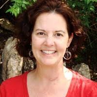 Angie Malek's Instagram, Twitter & Facebook