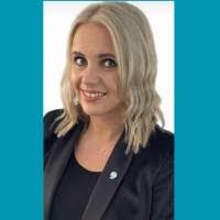 Victoria Rump's Instagram, Twitter & Facebook