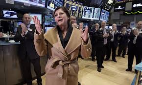 He has anchored a number of programs for cnbc, including power. Pictured Money Honey Maria Bartiromo Breaks Down In Tears On The Stock Exchange Floor On Her Last Day Reporting For Cnbc Daily Mail Online