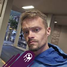 Who can build a wall in my den in Russell County KY?