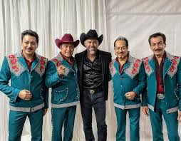 Un más para el Recuerdo con Marco Antonio Soliz @marcoantoniosolis_oficial  muchas bendiciones