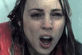 Greg (michael dorman) has invited a bunch of friends out on his yacht, triangle, for the day. Melissa George