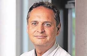 Interview mit Prof. Dr. Stefan Krüger, Chefarzt der Klinik für Pneumologie,  Kardiologie und Internistische Intensivmedizin, zu den Vorteilen einer  Zertifizierung als Lungenkrebszentrum für Patienten