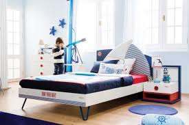 How To Choose Small Double Bed For Small Bedroom Small Bedroom Bed Small Double Bed Bed