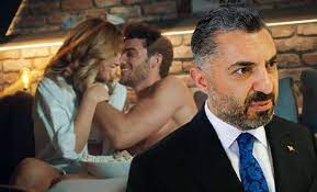 Radyo ve televizyon üst kurulu (rtük), şarkı hadise'nin sıfır tolerans klibini yayımlayan müzik kanallarına reklam gelirlerinin yüzde 2'si kadar para cezası verdi. Rtuk Baskani Ebubekir Sahin Hadise Nin Klibine Ceza Kestik Daha Populer Oldu