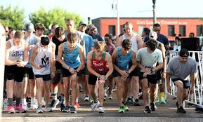 Runners race in Twilight Run to benefit Heaven's Cradle: in photos