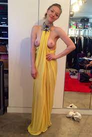 La Desnudez de Amanda Seyfried (Fotos Filtradas) - Poringa!