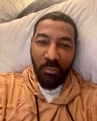 Sometimes you have to make me time for yourself just chilling at home hope  all is well ￼ with the rest of the world.￼