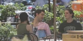 Tommaso zorzi è tra i personaggi più fotografati del momento: Tommaso Zorzi E Tommaso Stanzani A Pranzo Insieme Video