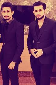 Pin By Kamil Taj On Sarmad Qadeer Handsome Celebrities Cover Pages