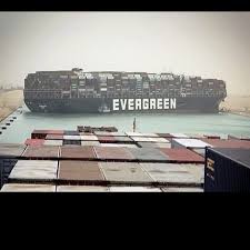 Turen startede i dubai, rundt om den arabiske halvø, gennem suez kanalen, mange… Y7hgtu9efem3gm