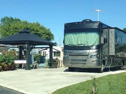 There are 232 rv sites, a fitness center and even a lending library. Twin Lakes Travel Park 3 Photos 1 Reviews Davie Fl Roverpass