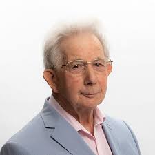 Drake's Traitor (Tom Drake Investigations Book 5) (English Edition)