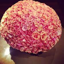 Explore amazing art and photography and share your own visual inspiration! Huge Bouquets Of Roses Rose Bouquet Beautiful Roses Bouquet Beautiful Flower Arrangements
