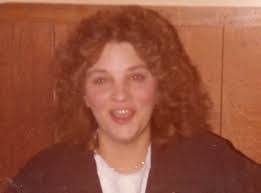 Rae Huff's Instagram, Twitter & Facebook