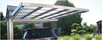 Le carport dispose d'une structure en aluminium gris anthracite de 1,4 mm d'épaisseur. Alucarports Carports Aus Aluminium Alu Carport Metall Preise Design Carport Aluminium Carport Metall Glas