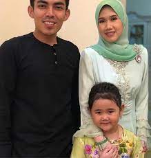 Yang amat mulia tengku amalin aishah putri binti almarhum sultan ismail petra ialah tengku maharani putri yang telah dikurniakan gelaran pada 3 mac 2019. Lulusan Undang Undang Adinda Sultan Kelantan Tengku Amalin Aishah Putri Pernah Bergelar Majistret Nona
