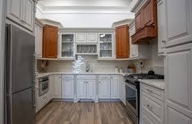 Our installers at the staten island east home depot are thrilled to assist with an array of home services from heating and air conditioning services to cabinet makeover and kitchen remodeling. Elegant Kitchen And Home Design 20 S Bridge St Staten Island Ny 10309 Yp Com