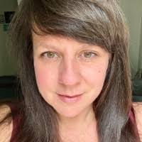 Joy Bragg's Instagram, Twitter & Facebook