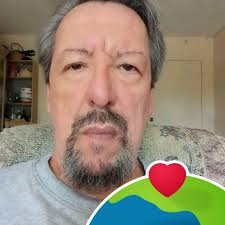 Which is better Meyer Sound HD30 or RCF M'LODIE?