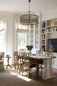 If weather permits, set tables both out on the patio and in the dining room. 7 Alternative Table Runners