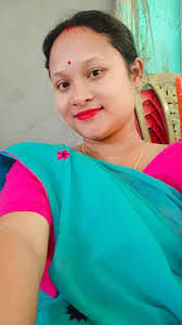 Anna Licata's Instagram, Twitter & Facebook