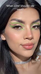 Erin Hidalgo's Instagram, Twitter & Facebook