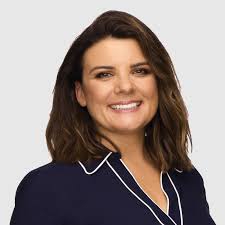 Kelli Underwood's Instagram, Twitter & Facebook