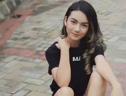 Biografi Verrel Bramasta Dalam Bahasa Inggris Ilustrasi