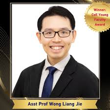 Celebrating Excellence at #NTUEEE! We are thrilled to announce the  achievements of our #NTUEEE faculty and administrative staff, who have been  recognised for their exceptional contributions to the School and College! 🏅