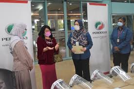 Hospital sungai buloh , 47000 sungai buloh, selangor, malaysia. Perodua Sumbang Bekalan Perubatan Tambahan Kepada Hospital Sungai Buloh Gempak